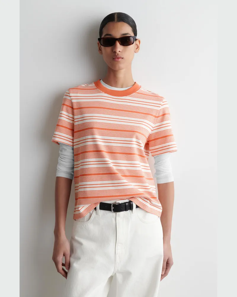 COS Schlichtes T-Shirt Mit Normaler Passform Orange