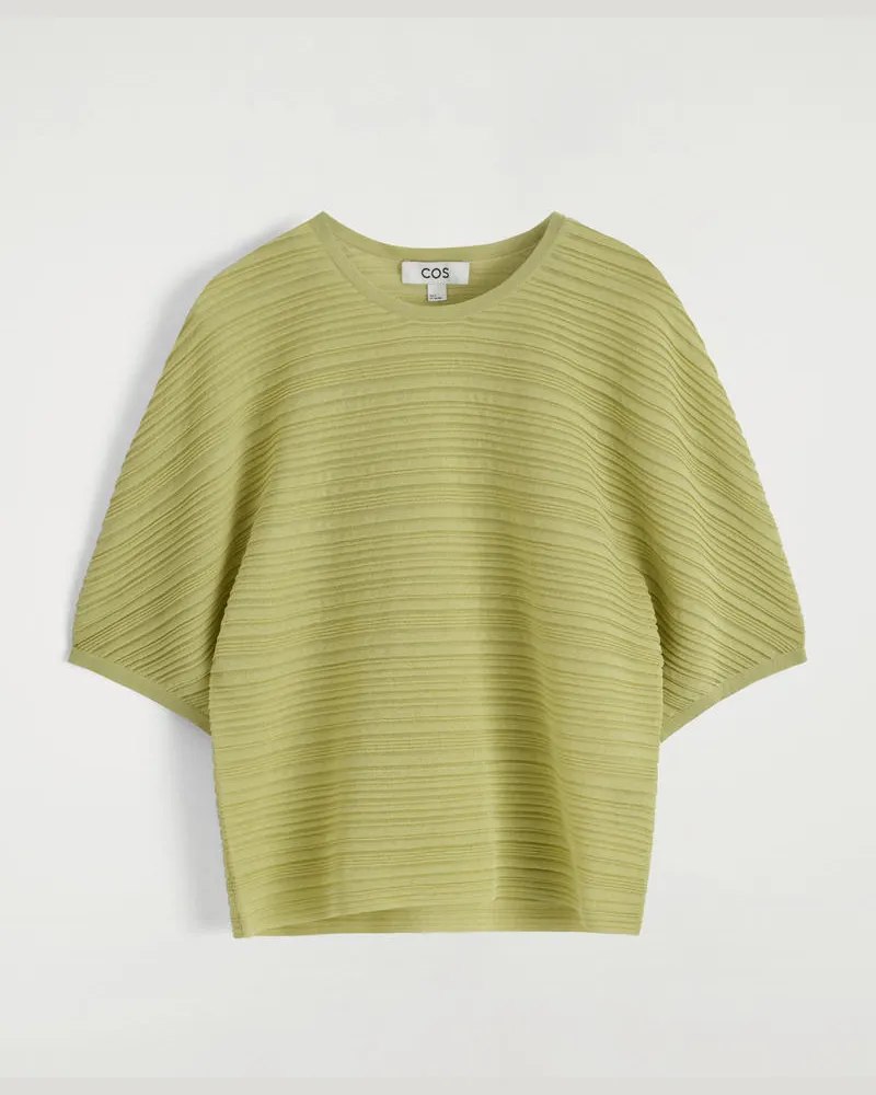 COS Plissiertes Strick-T-Shirt Grün