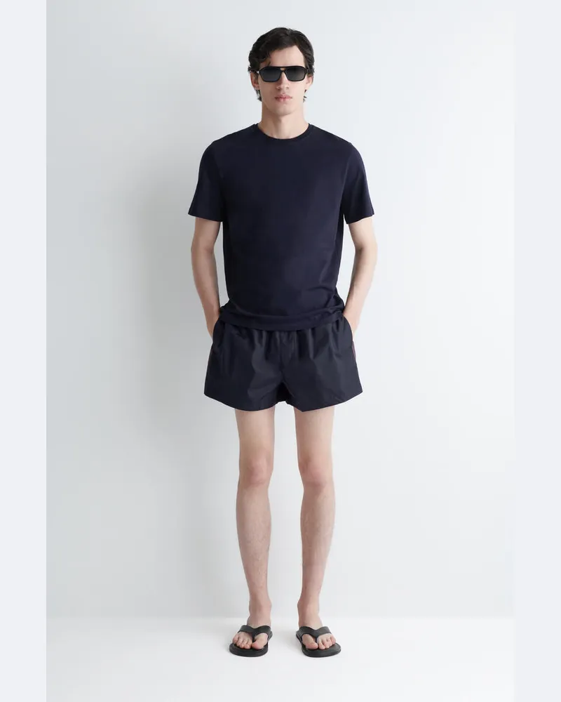 COS Gestreifte Badeshorts Blau