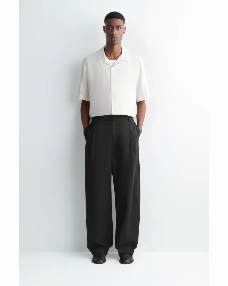 COS Lockere Baumwollhose Mit Barrel-Bein Schwarz