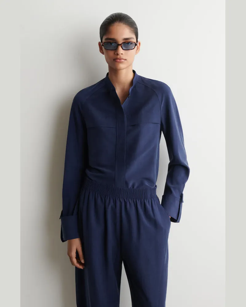 COS Fliessendes Utility-Hemd Blau