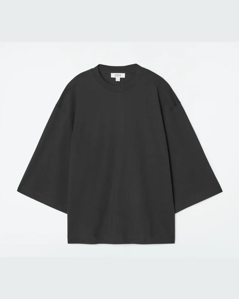 COS Trapezförmiges Lockeres T-Shirt Schwarz
