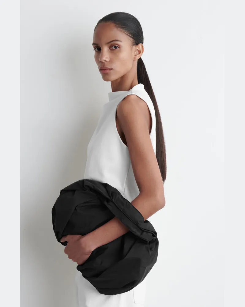 COS Cloud Kleine Tote Bag Schwarz