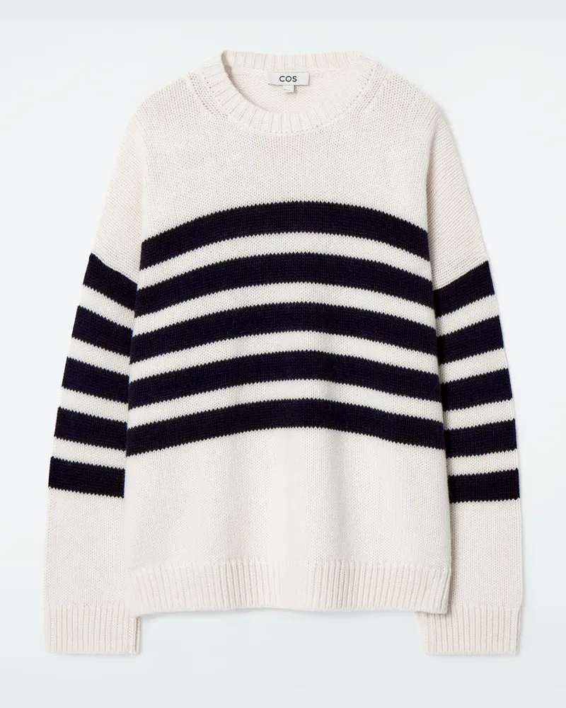 COS Gestreifter Wollpullover Weiß
