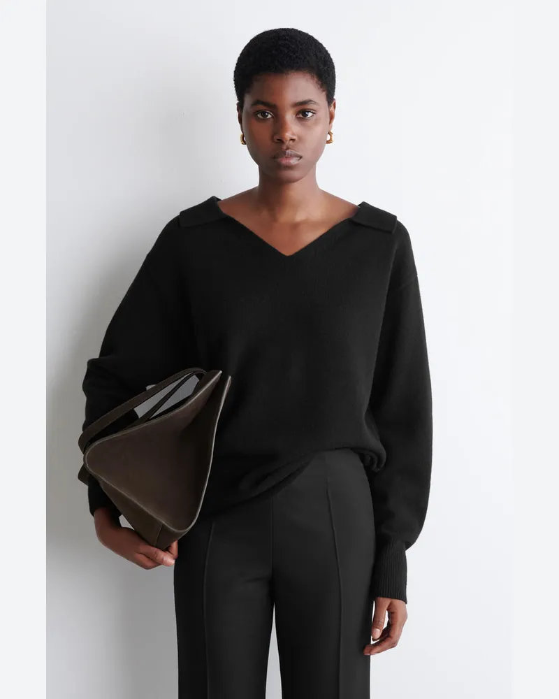 COS Polopullover Aus Merinowolle Schwarz