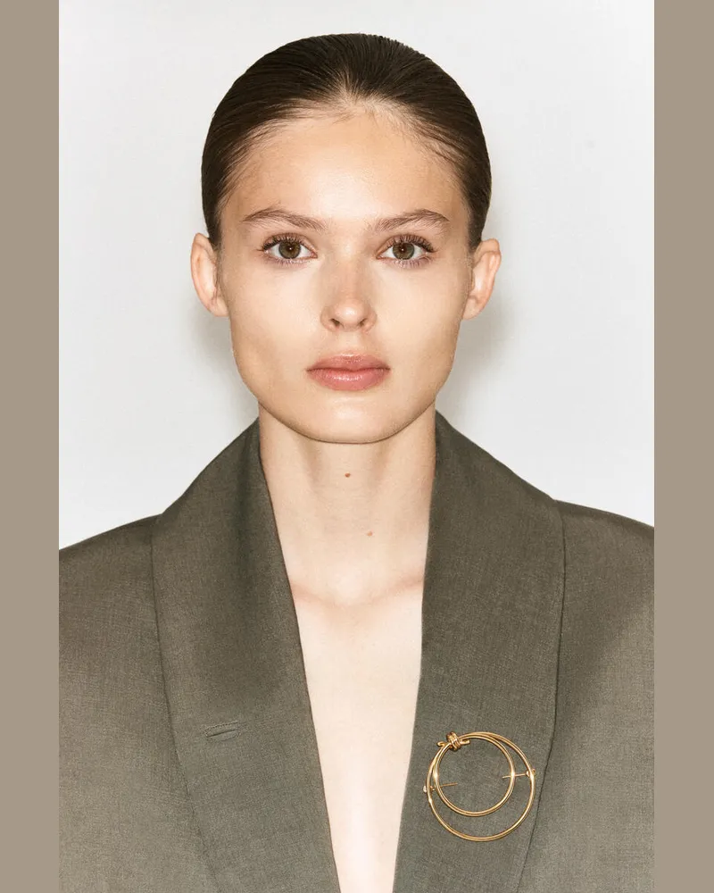 COS Brosche Mit Knotendetails Goldfarben
