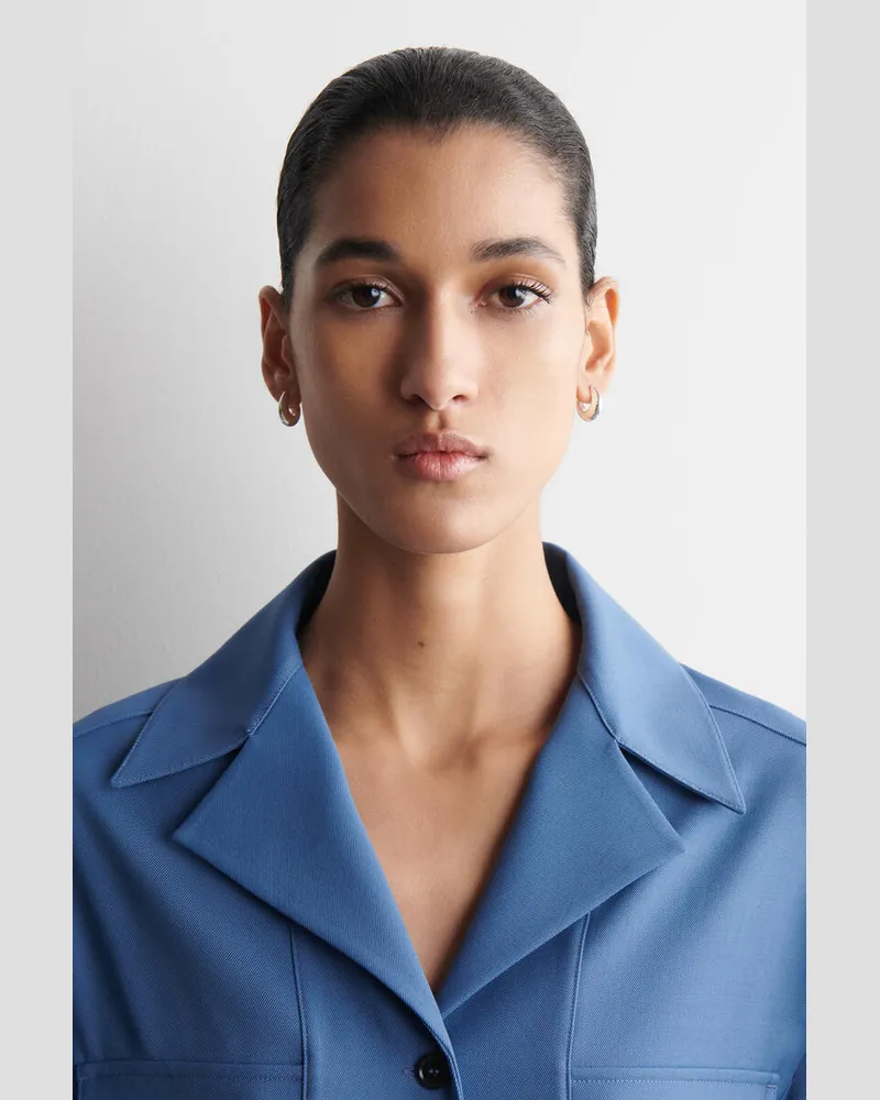 COS Gewölbte Mini-Creolen Silberfarben