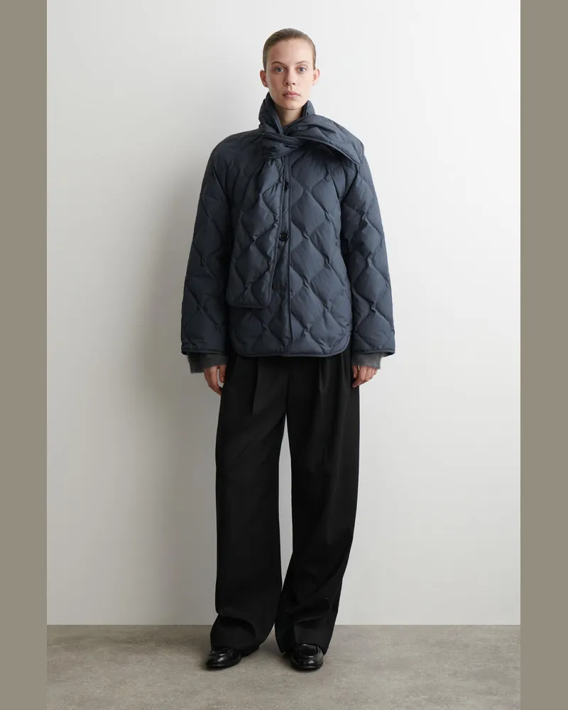 COS Steppjacke Mit Schaldetail Blau