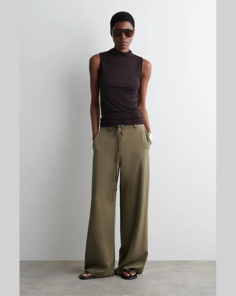 COS Hose Mit Weitem Bein Und Bindedetail Beige