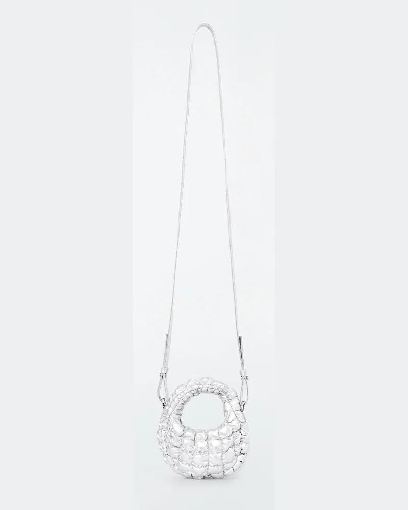 COS Gesteppte Mini-Umhängetasche Silberfarben