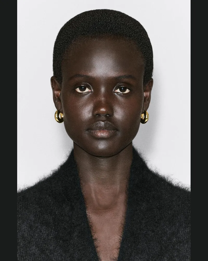 COS Markante Mini-Creolen Goldfarben