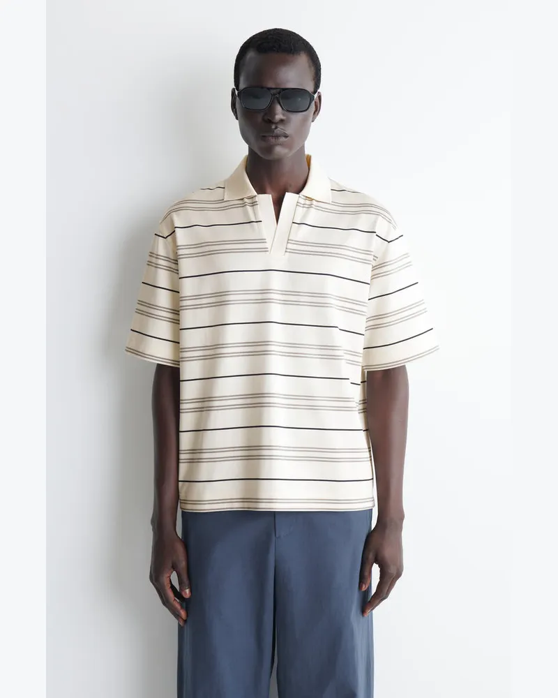 COS Gestreiftes Poloshirt Mit Offenem Kragen Weiß