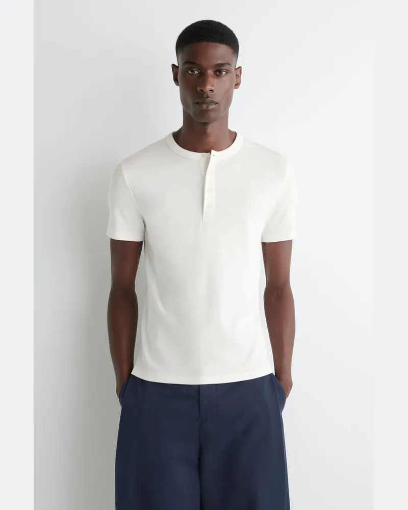 COS Schmales, Geripptes Henley-T-Shirt Weiß