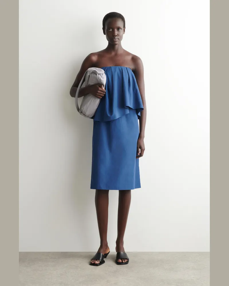 COS Mehrlagiges Bandeau-Midikleid Blau