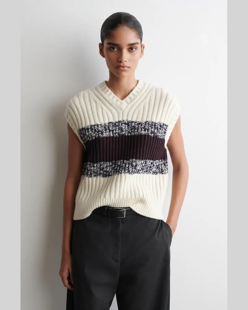 COS Textured Merino Wool V-Neck Vest Weiß