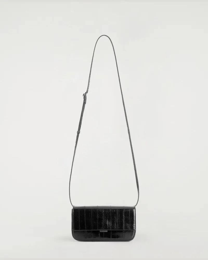 COS Parquet Schultertasche - Leder Mit Aal-Effekt Schwarz