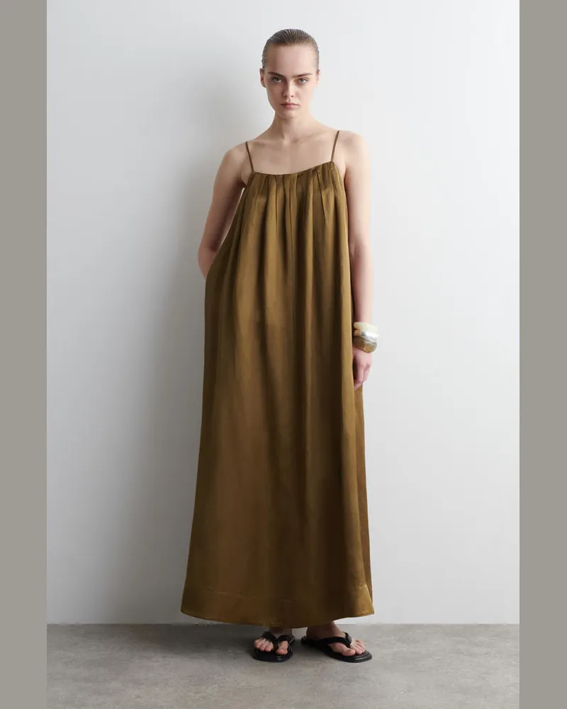 COS Fliessendes Maxikleid Mit Falten Beige