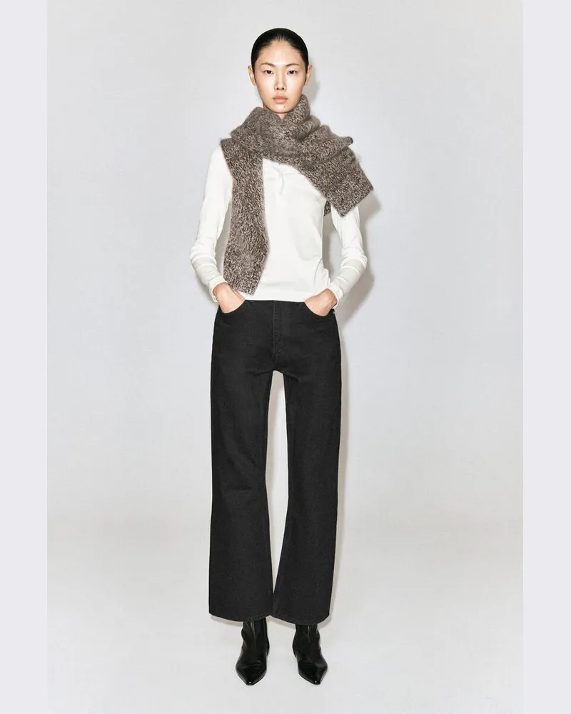 COS Verkürzte Valley Bootcut-Jeans Schwarz