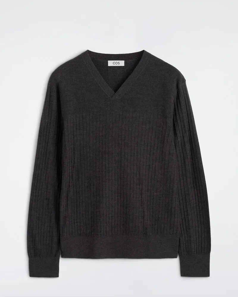 COS Strickpullover Aus Merinowolle Mit V-Ausschnitt Braun