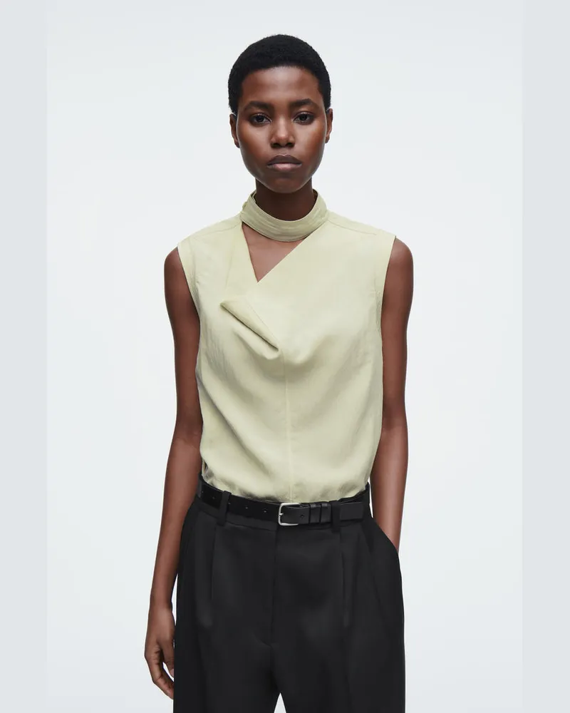 COS Ärmellose Bluse Mit Cut-Out Am Wasserfallkragen Grün