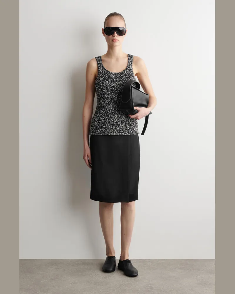 COS Plinth Umhängetasche - Leder Schwarz