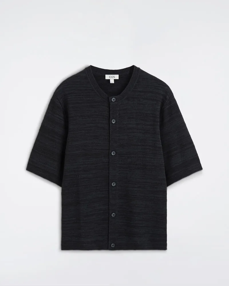 COS Bouclé-Strickjacke Mit Kurzen Ärmeln Schwarz