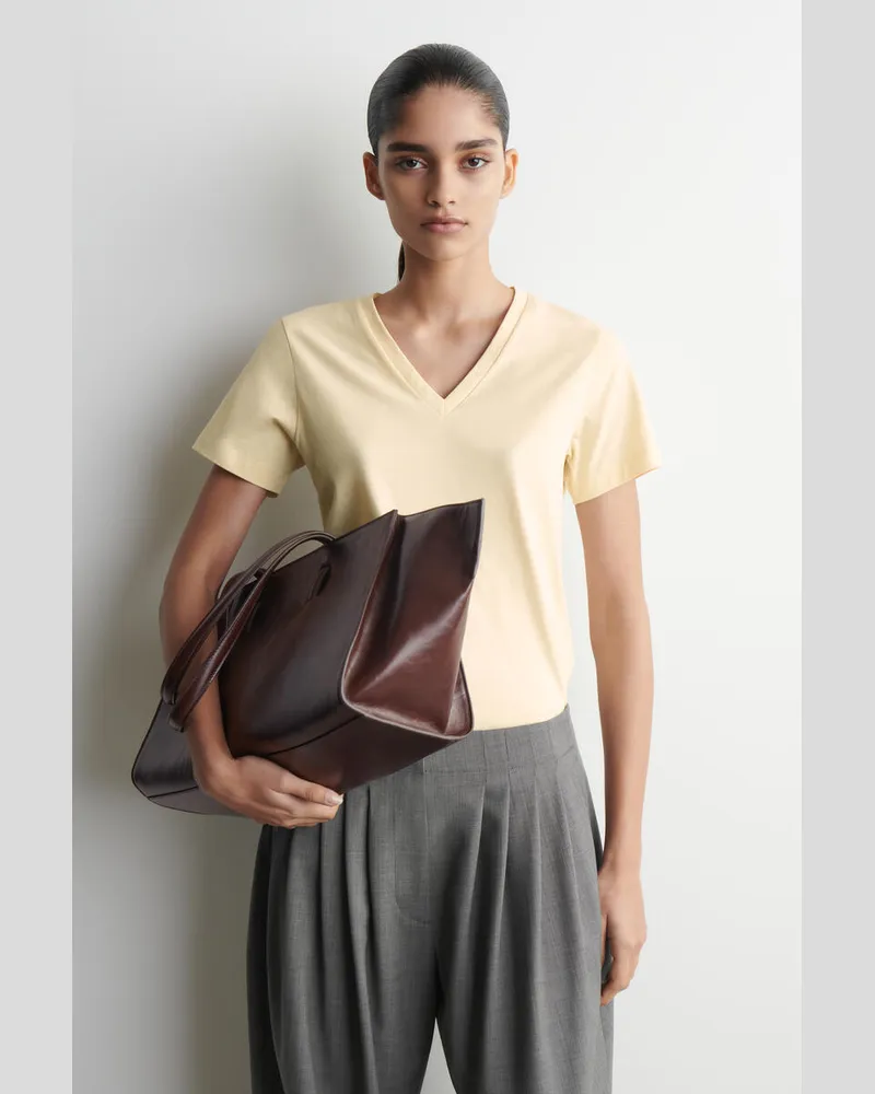 COS T-Shirt Aus Baumwolle Mit V-Ausschnitt Beige