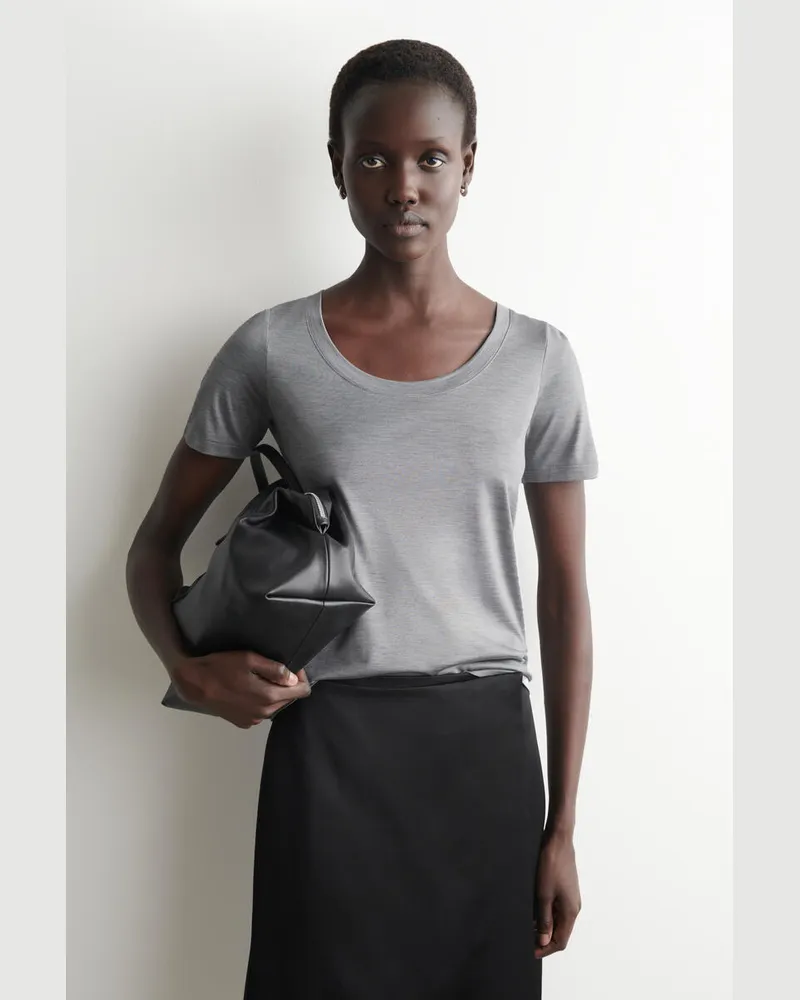 COS Schmales T-Shirt Aus Seide Grau