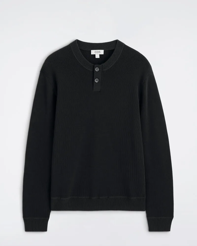 COS Gestrickter Henley-Pullover Aus Baumwolle Schwarz