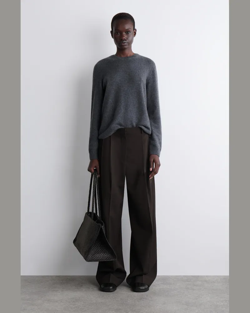 COS Markante Lederschuhe Schwarz