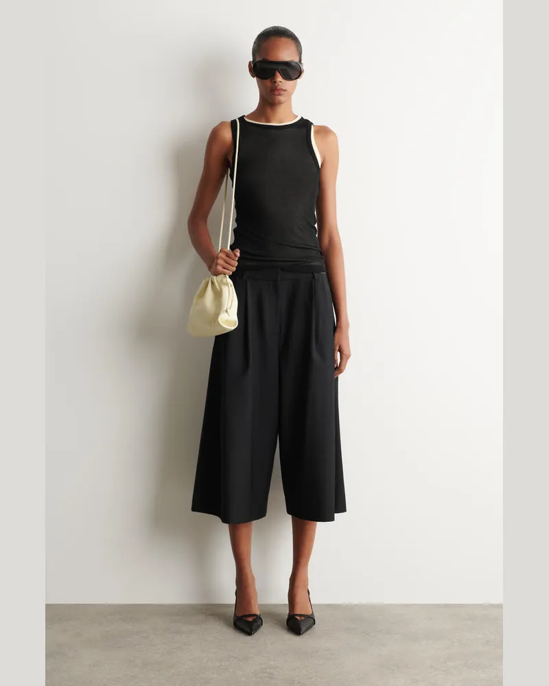 COS Kleine Cavatelli Clutch - Leder Gelb