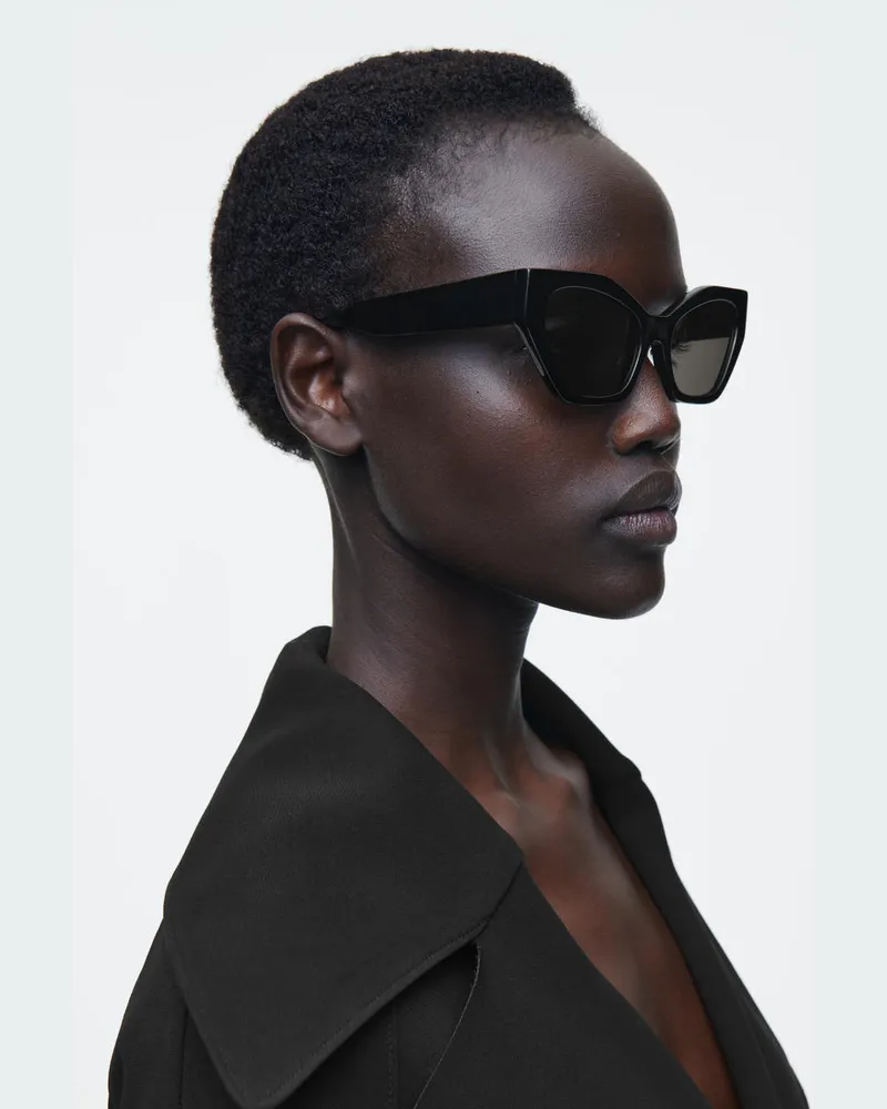 COS Eckige Cat-Eye-Sonnenbrille Schwarz