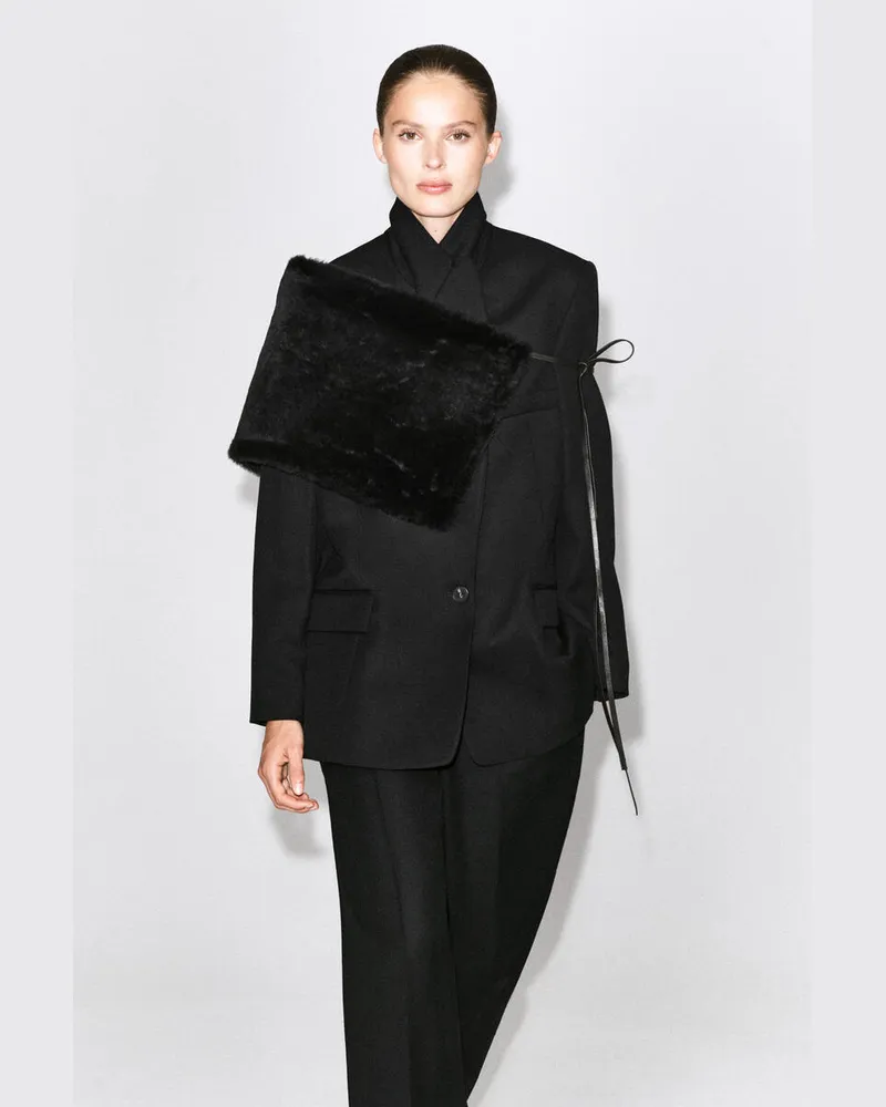 COS Schlauchschal Aus Shearling Braun