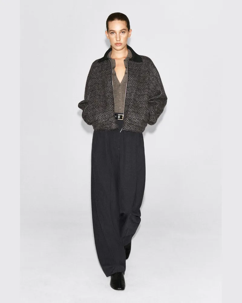 COS Skulpturale Wolljacke Mit Fischgrätenmuster Schwarz
