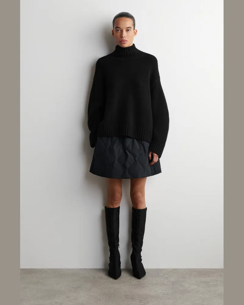 COS Gesteppter Minirock Mit Daunenfüllung Blau