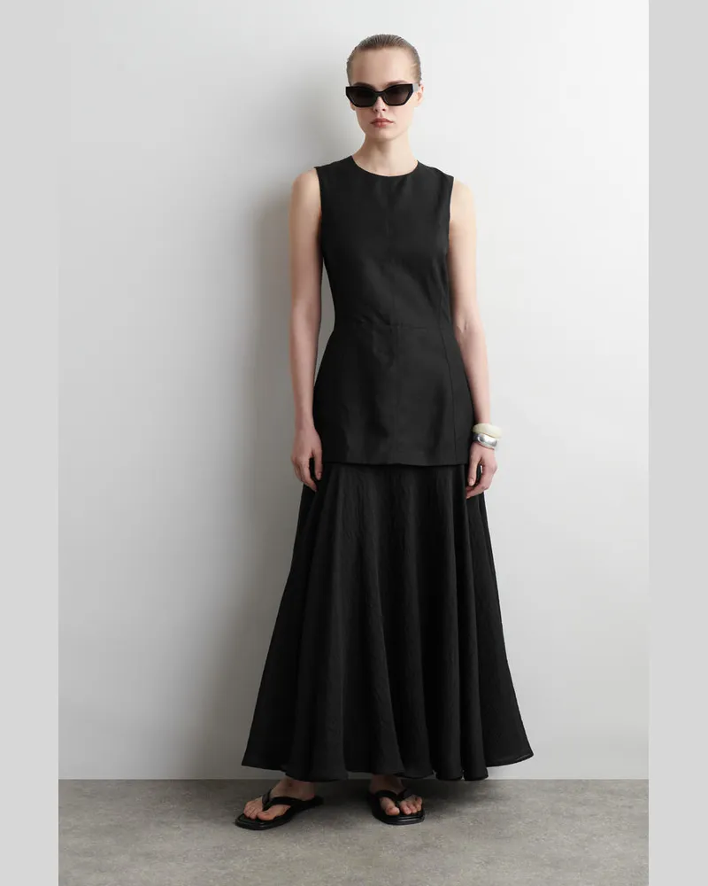 COS Mehrlagiges Midikleid Mit Schösschen Schwarz