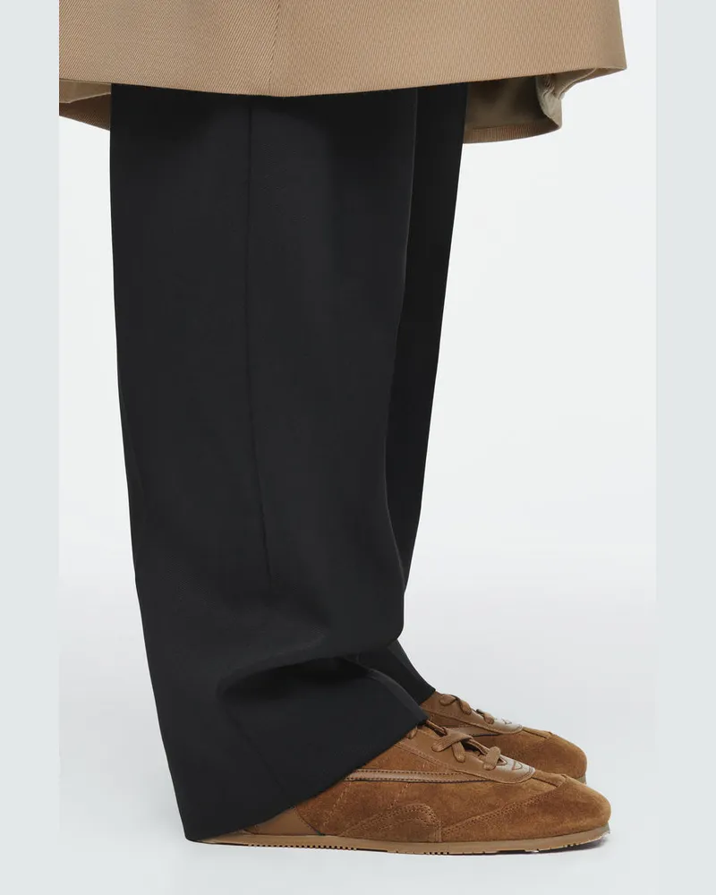 COS Schlichte Sneakers Aus Leder Gelb