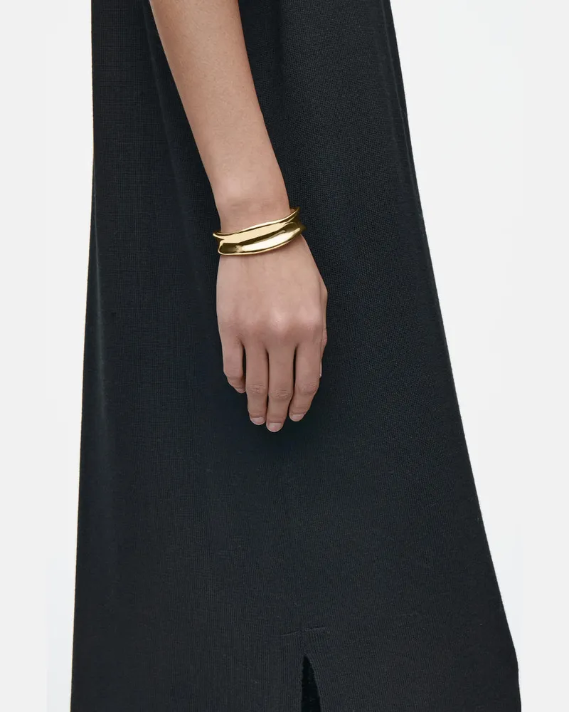 COS Schmaler Skulpturaler Armreif Bronze