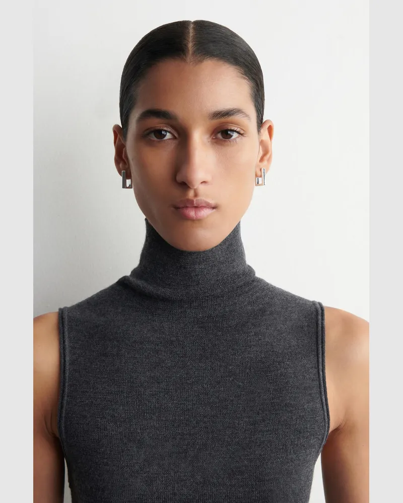 COS Rechteckige Creolen Silberfarben