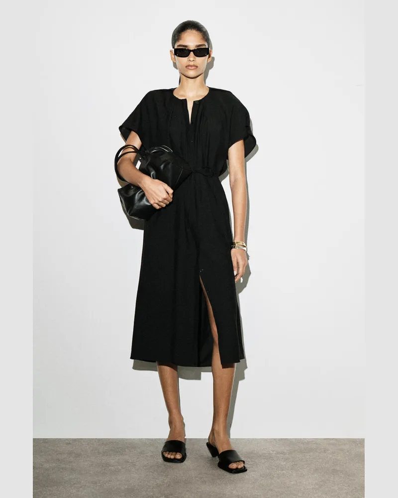 COS Plissiertes Midikleid Mit Gürtel Schwarz