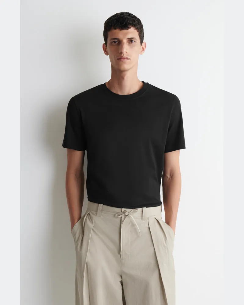 COS Baumwoll-Langarmshirt Mit Normaler Passform Schwarz