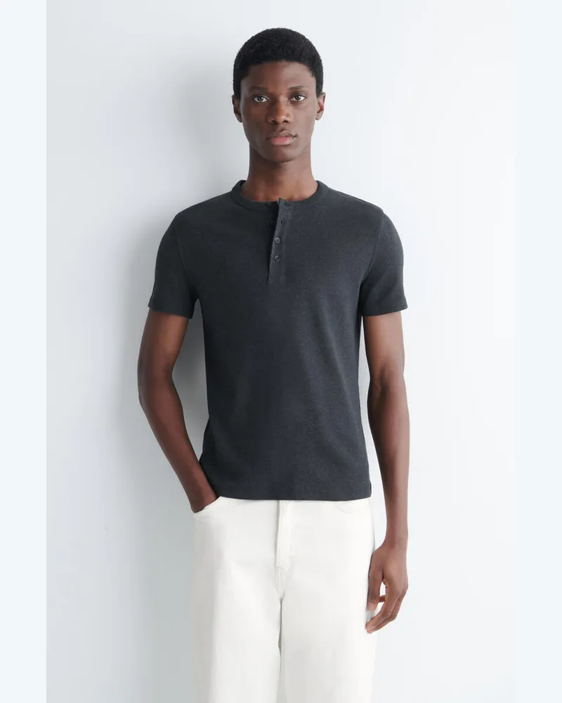 COS Schmales, Geripptes Henley-T-Shirt Blau