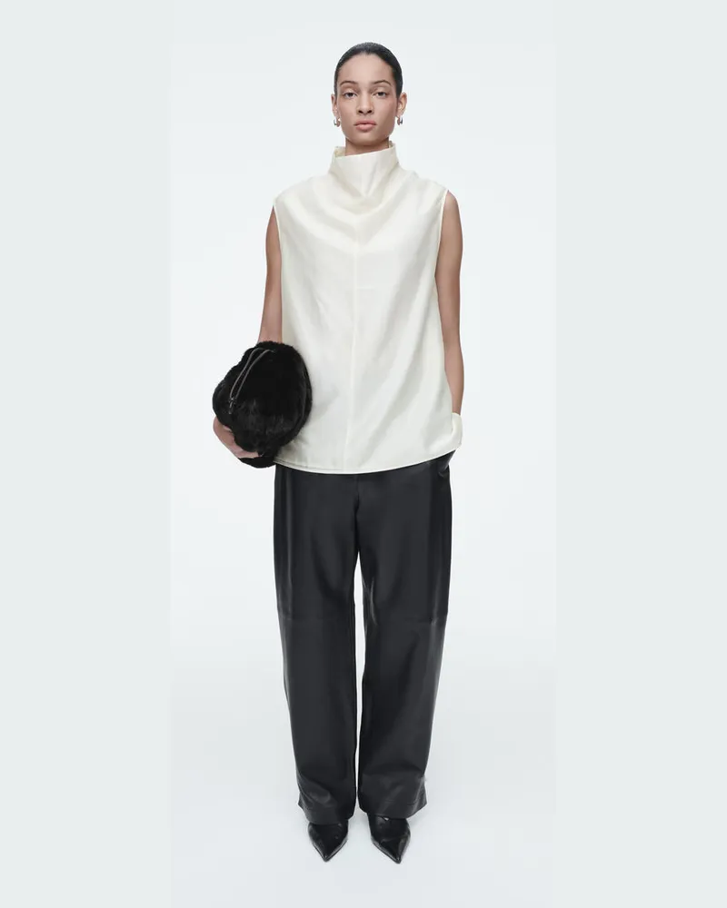 COS Cavatelli Clutch - Faux Fur Schwarz