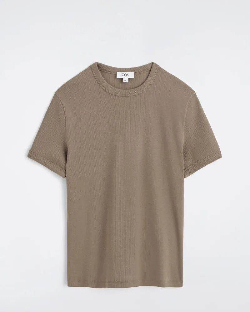 COS Schmal Geschnittenes Geripptes Baumwoll-T-Shirt Braun
