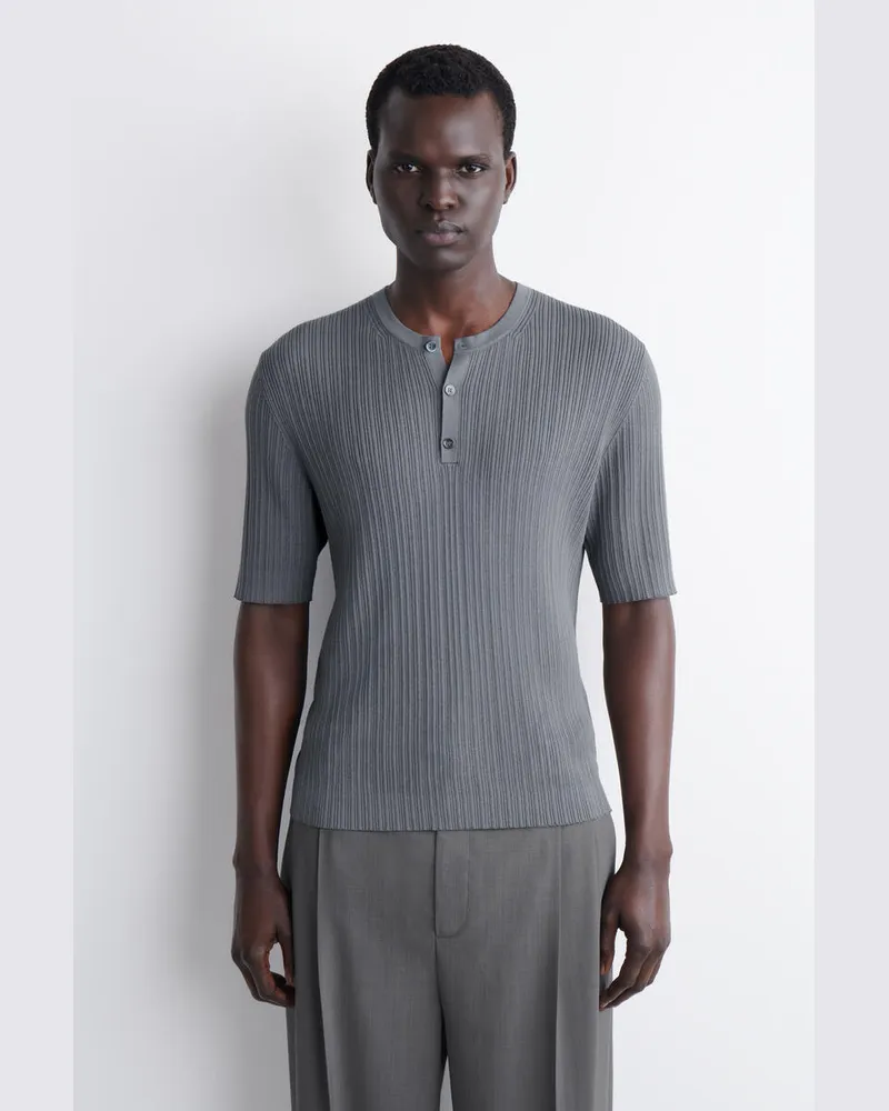 COS Henley-T-Shirt Aus Seiden-Baumwoll-Mix Grau