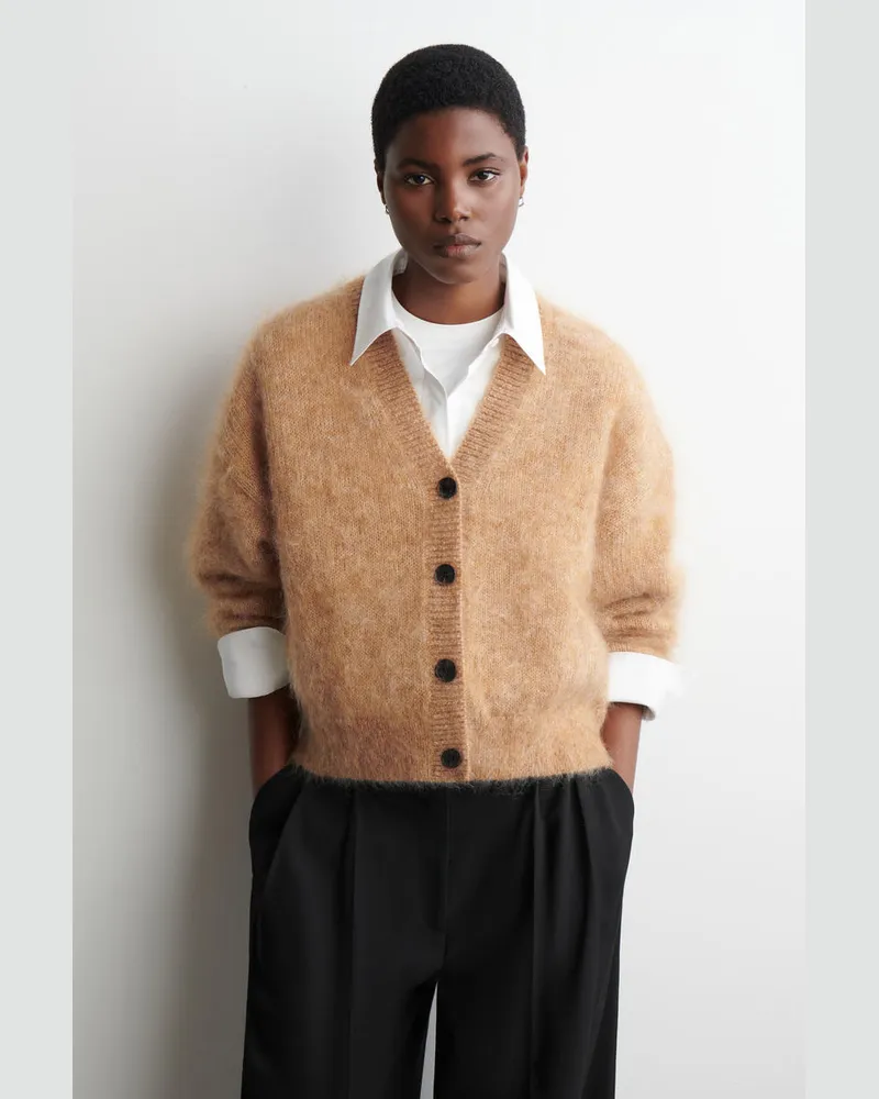 COS Strickjacke Aus Mohair-Woll-Mix Mit V-Ausschnitt Beige