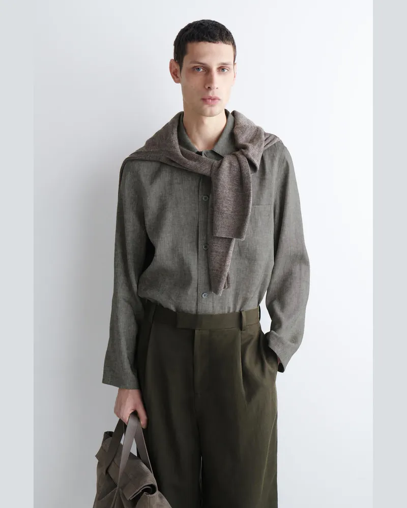 COS Lockeres Leinenhemd Braun