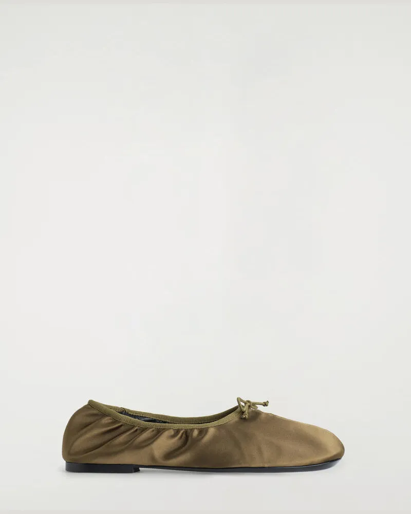 COS Ballerinas Aus Satin Grün