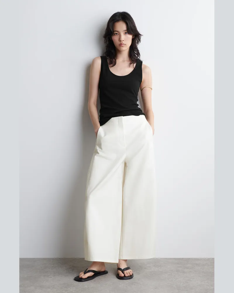 COS Verkürzte Baumwollhose Mit Barrel-Bein Weiß