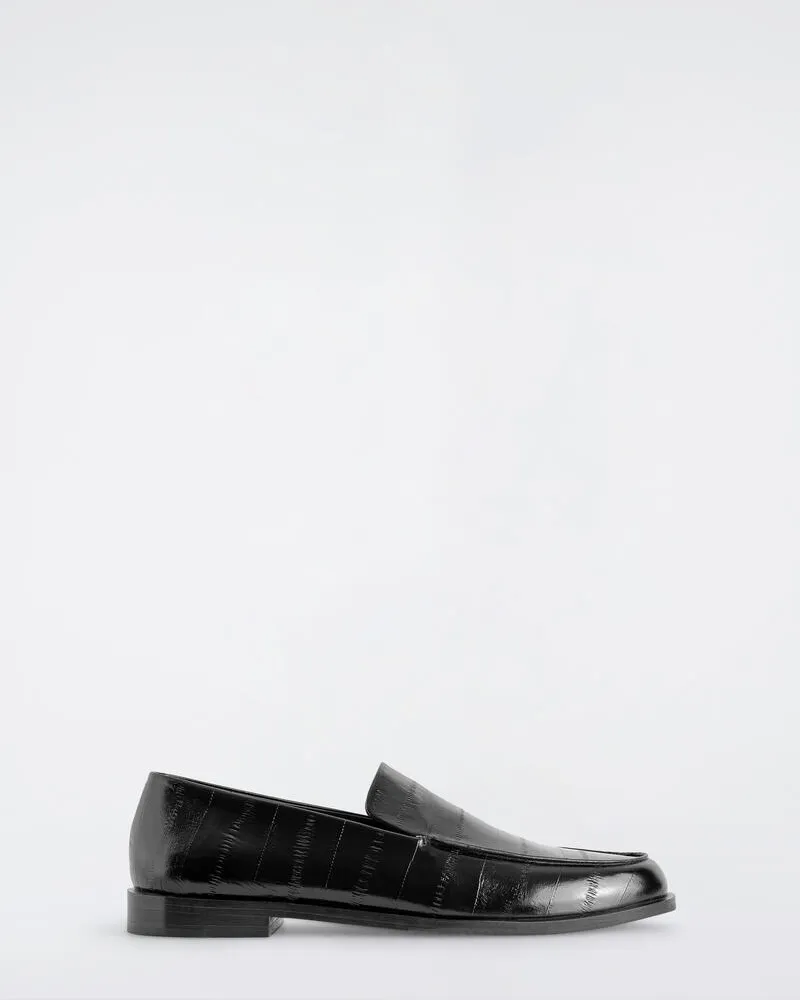 COS Loafers Aus Leder Mit Aal-Effekt Schwarz